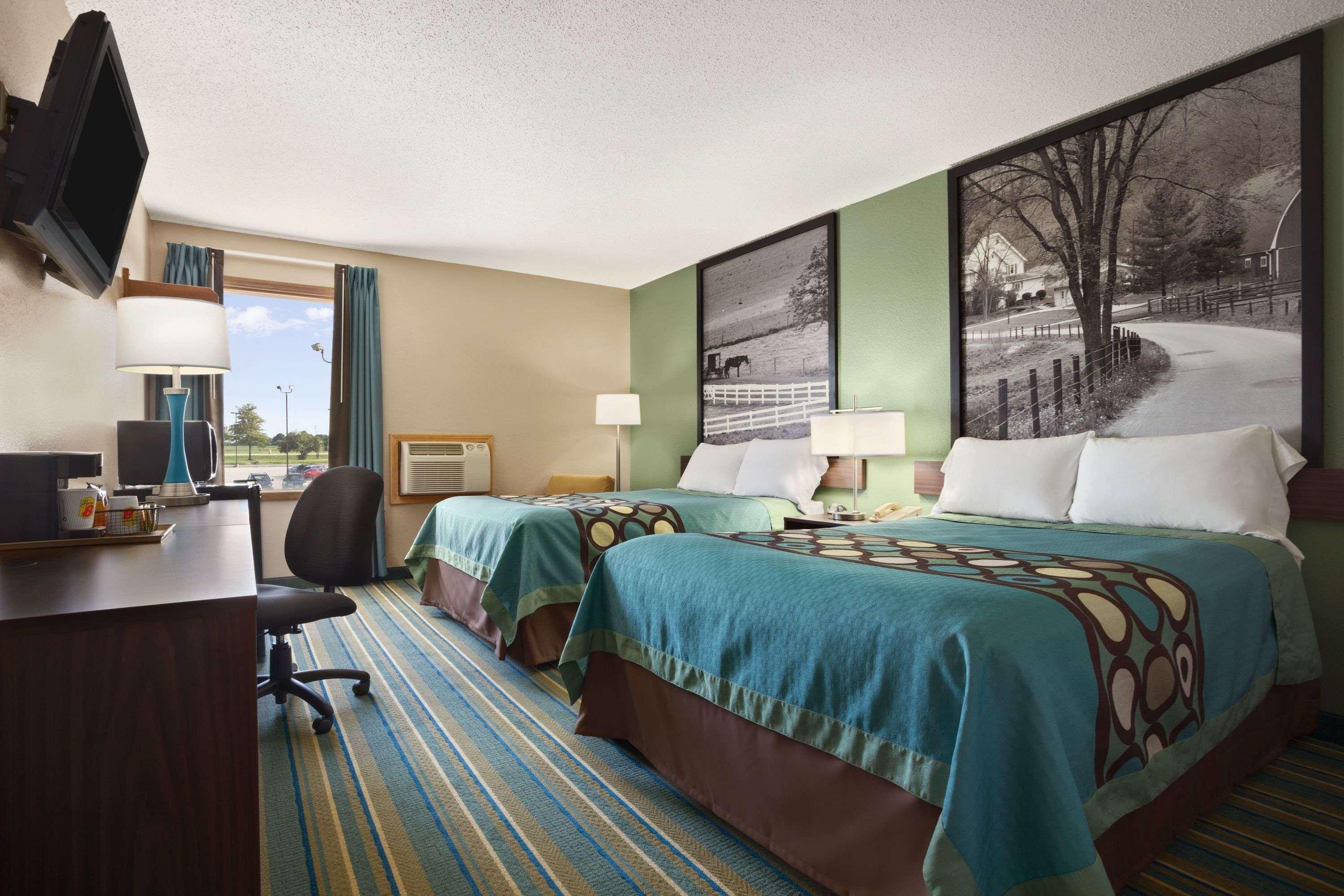 Super 8 By Wyndham Mattoon Hotel Exterior photo